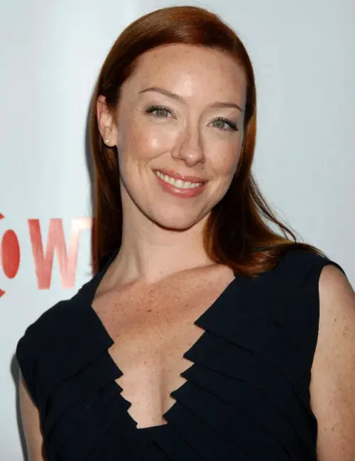 How tall is Molly Parker?